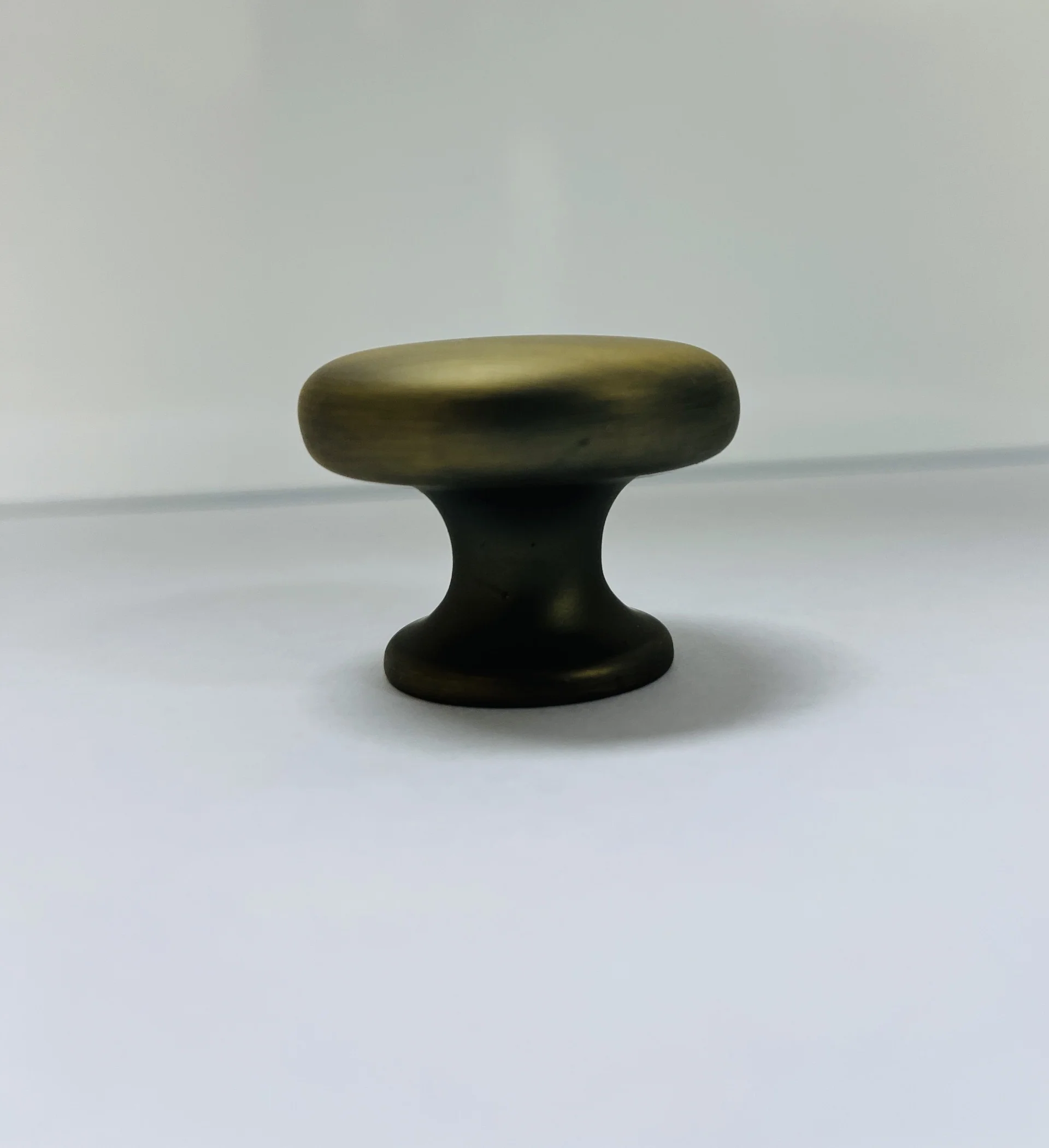 Flat Top Bronze Knob 33mm - Image 2