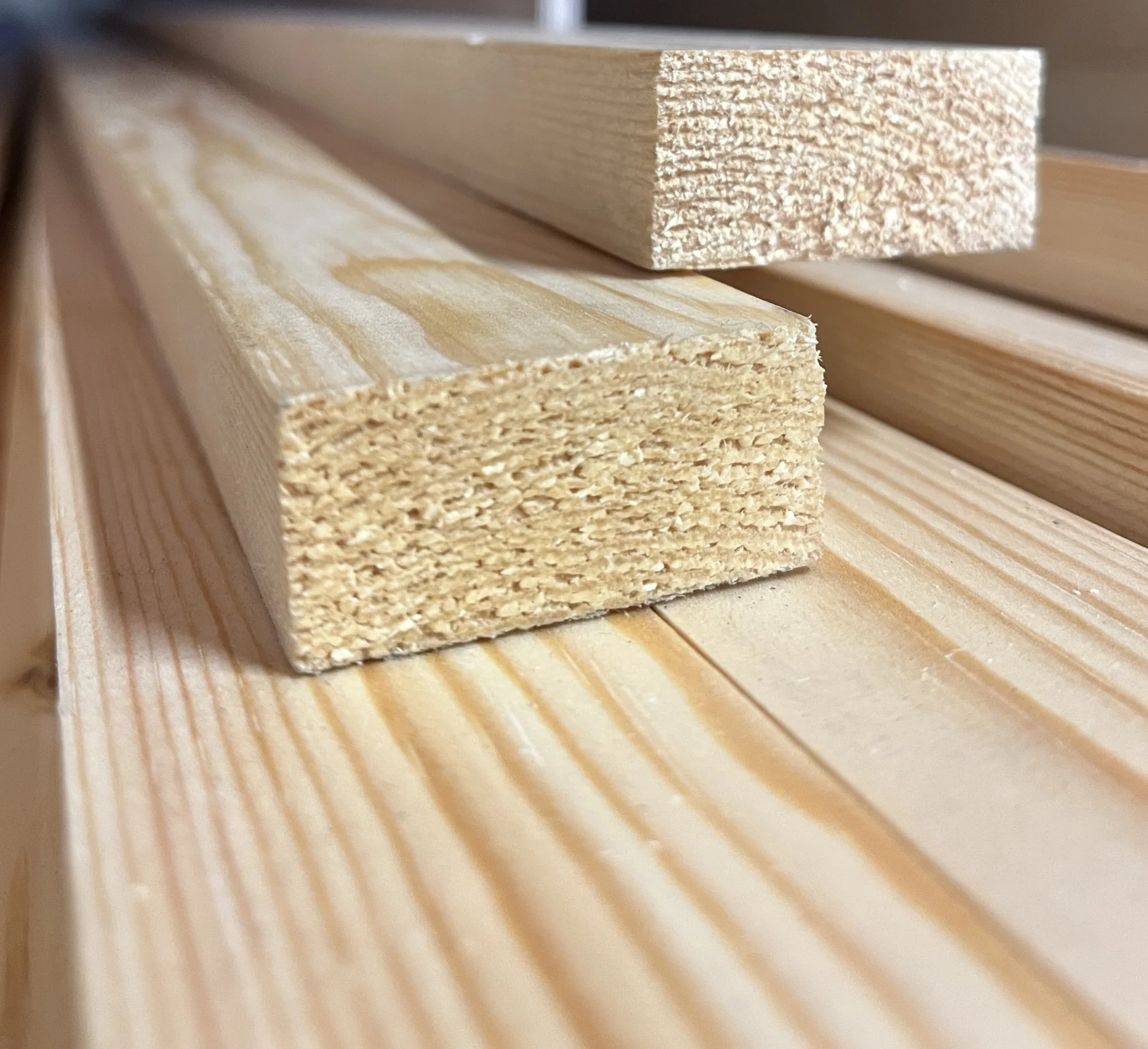 RED DEAL PAO  44mm X 21 mm PER  4.5mt LENGTH