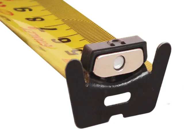 STANLEY 8 METRE FAT MAX AUTO LOCK TAPE - Image 3
